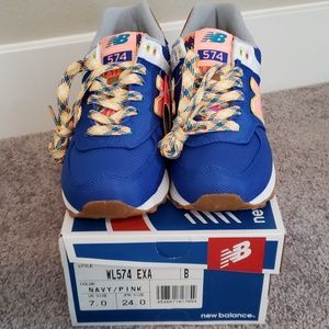 New Balance style 574, size 7